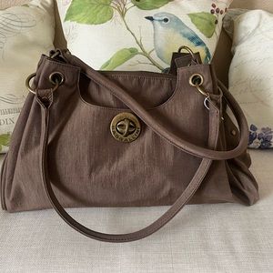 Like new Baggallini satchel!